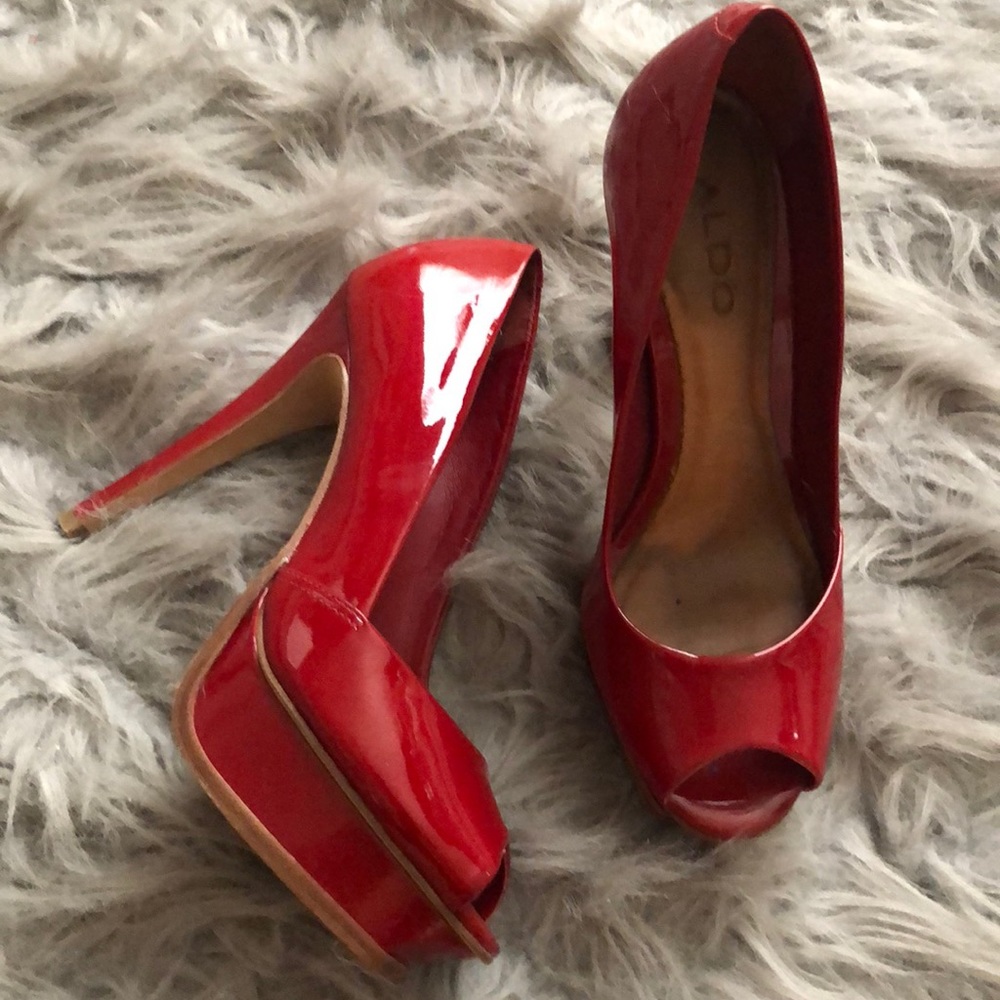 Aldo Red Hi Heels 👠